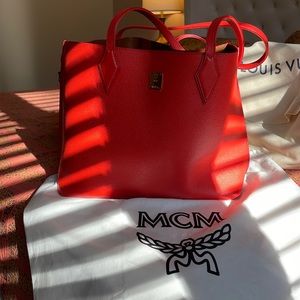 MCM Women's Large Shopper Tote, scarlet red with attached Wallet NWT MSRP $680.